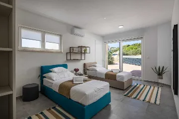 Air-Conditioned Villa in Vodice for Up to 10 Guests