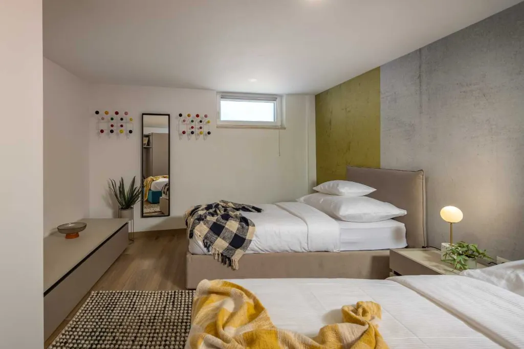 Air-Conditioned Villa in Vodice for Up to 10 Guests