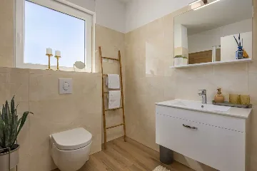 Air-Conditioned Villa in Vodice for Up to 10 Guests