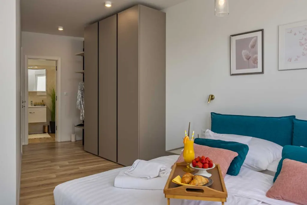 Air-Conditioned Villa in Vodice for Up to 10 Guests