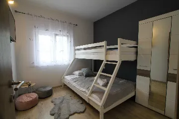 4-Bedroom House in Skradin Vačani for 8 Guests