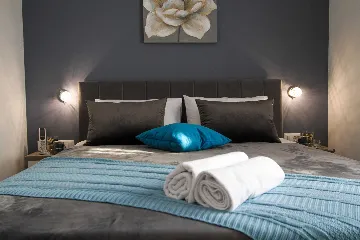 4-Bedroom House in Skradin Vačani for 8 Guests