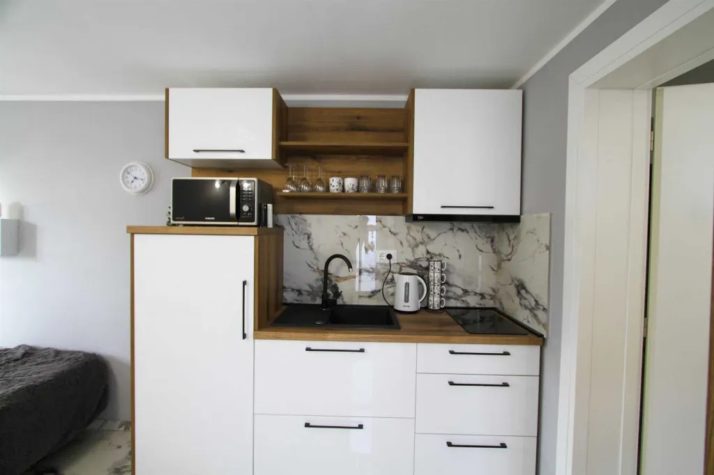 4-Bedroom House in Skradin Vačani for 8 Guests
