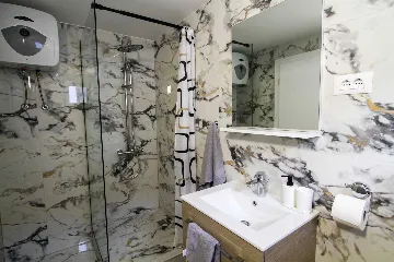 4-Bedroom House in Skradin Vačani for 8 Guests