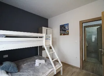 4-Bedroom House in Skradin Vačani for 8 Guests