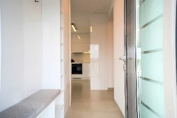 4-Bedroom House in Šibenik for Up to 8 Guests