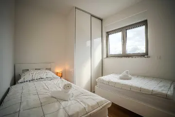 4-Bedroom House in Šibenik for Up to 8 Guests