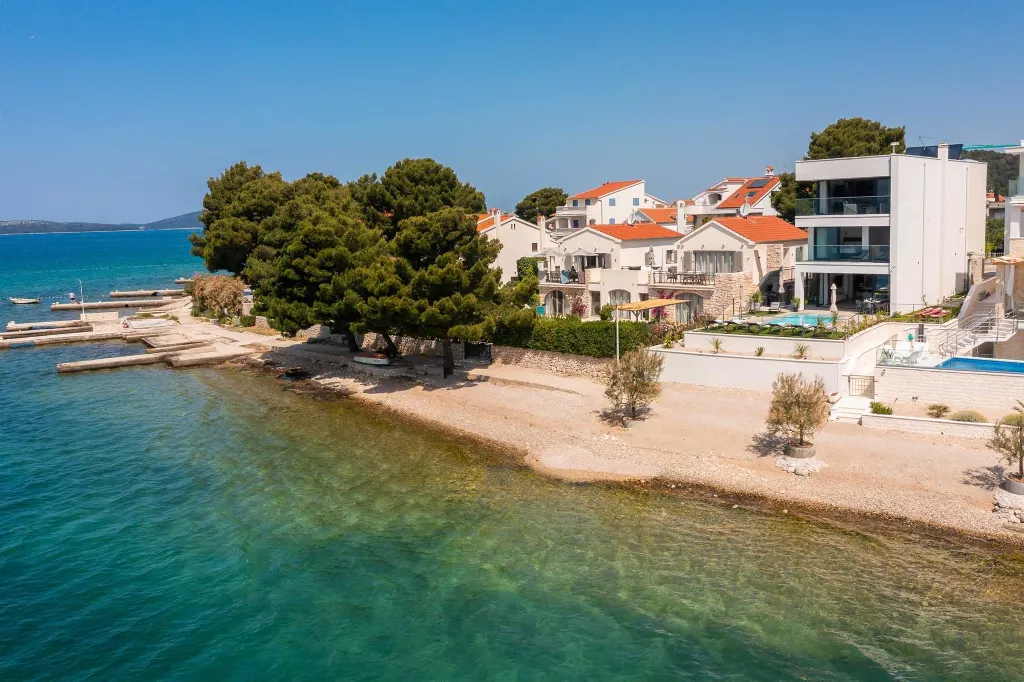 6-Bedroom Villa in Primošten for Up to 12