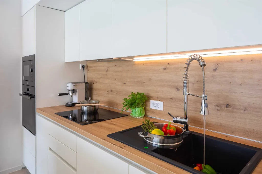 6-Bedroom Villa in Primošten for Up to 12