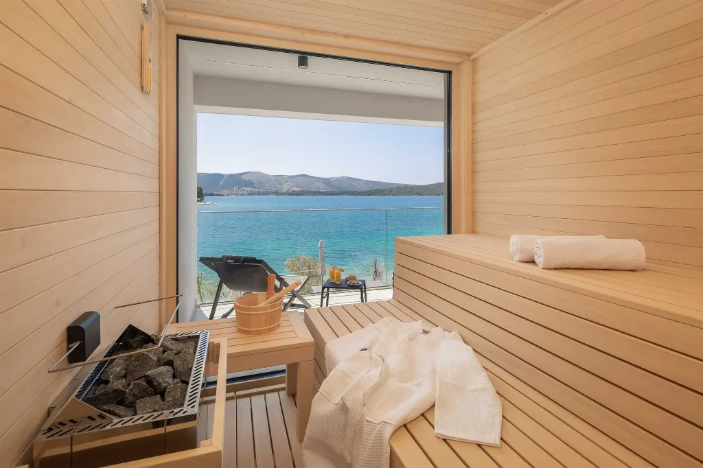 6-Bedroom Villa in Primošten for Up to 12
