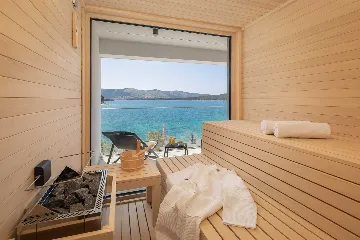 6-Bedroom Villa in Primošten for Up to 12