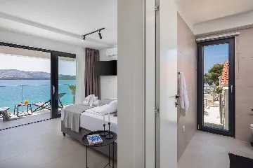 6-Bedroom Villa in Primošten for Up to 12