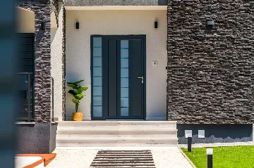 Villa with Swimming Pool and Sauna in Skradin