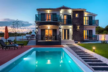 Villa with Swimming Pool and Sauna in Skradin