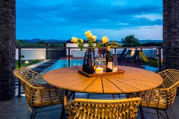 Villa with Swimming Pool and Sauna in Skradin