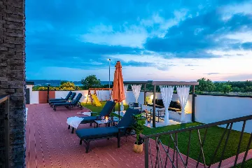 Villa with Swimming Pool and Sauna in Skradin