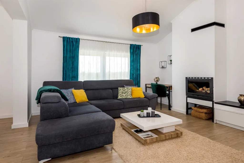 Villa with Swimming Pool and Sauna in Skradin