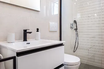 Villa with Swimming Pool and Sauna in Skradin