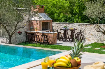 Modern Villa in Sibenik for 9 Guests