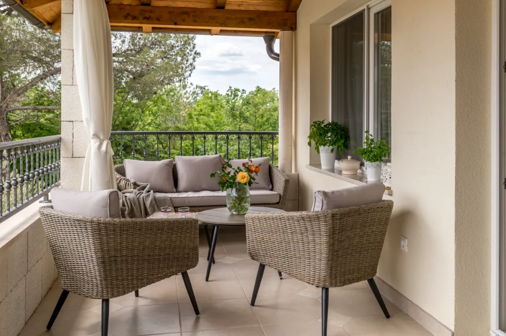 Modern Villa in Sibenik for 9 Guests