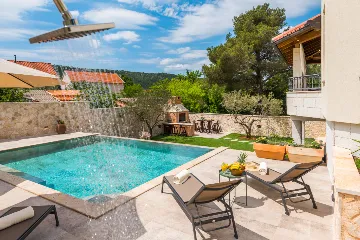 Modern Villa in Sibenik for 9 Guests