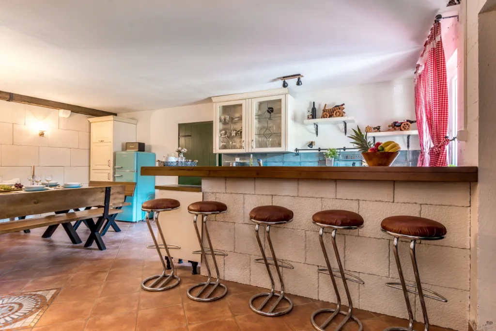 Modern Villa in Sibenik for 9 Guests