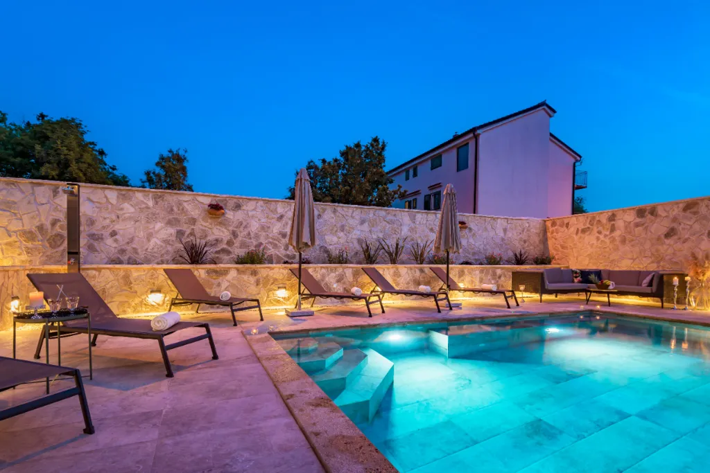 Modern Villa in Sibenik for 9 Guests