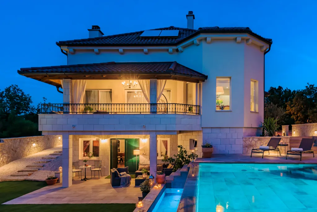 Modern Villa in Sibenik for 9 Guests