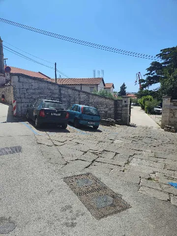 Parking Space in Castropola, Pula