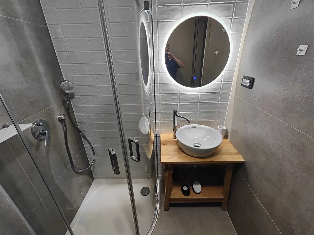 Design One-Bedroom Apartment in Pula Old City