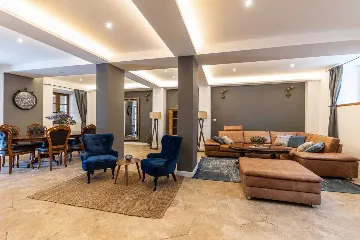 Bribir 7-Bedroom Villa with Infinity Pool & Sea Views