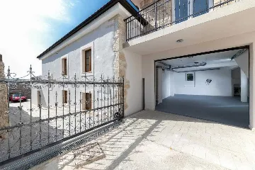 Bribir 7-Bedroom Villa with Infinity Pool & Sea Views