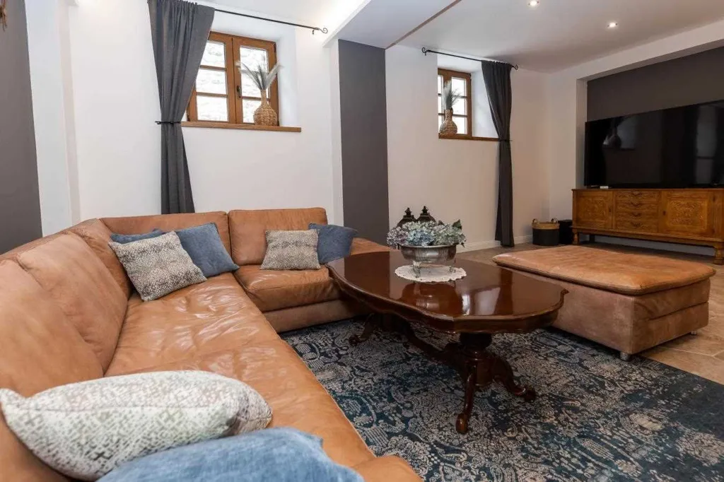 Bribir 7-Bedroom Villa with Infinity Pool & Sea Views
