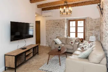 Bribir 7-Bedroom Villa with Infinity Pool & Sea Views