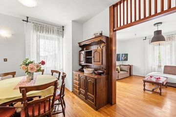 Spacious Villa in Križišće for Up to 9 Guests