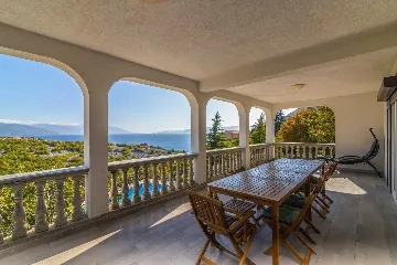 Villa with Sea View and Private Pool in Novi Vinodolski