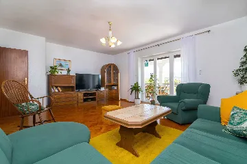 Villa with Sea View and Private Pool in Novi Vinodolski