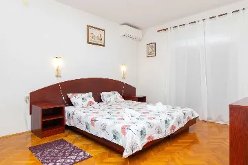 Villa with Sea View and Private Pool in Novi Vinodolski