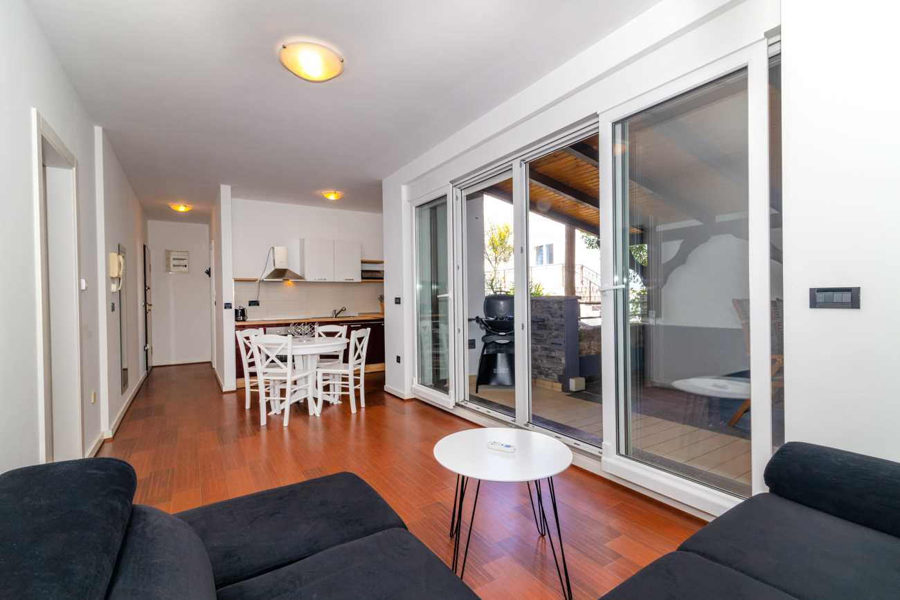 CK SUN 32 Apartment 2 by Aneo Travel