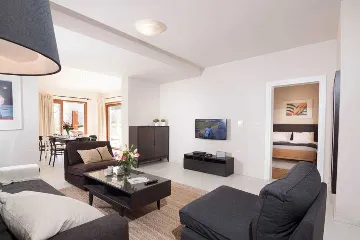 Villa in Rojnići with Private Pool for 10 Guests