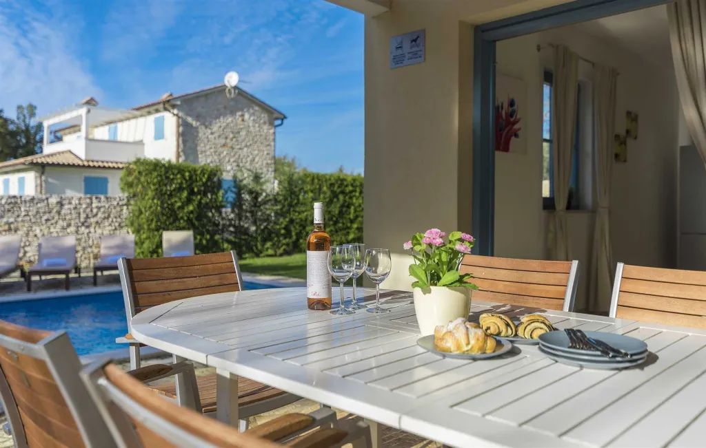 Rojnići Villa with Private Pool for up to 8
