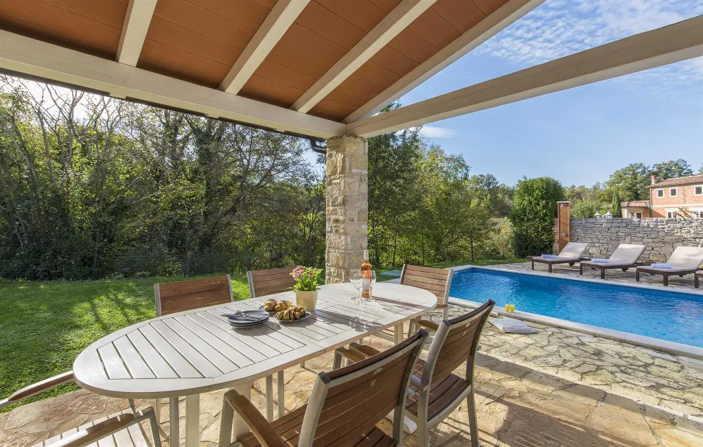 Rojnići Villa with Private Pool for up to 8