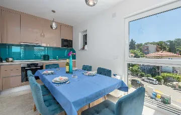 6-Bedroom Villa with Private Pool in Pula