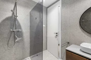 Apartment with Rooftop Terrace and Sea Views in Poreč