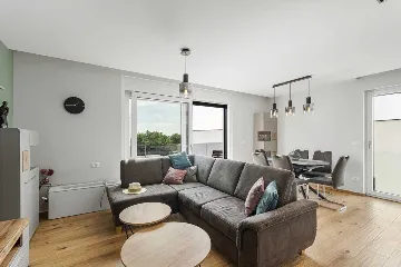 Apartment with Rooftop Terrace and Sea Views in Poreč