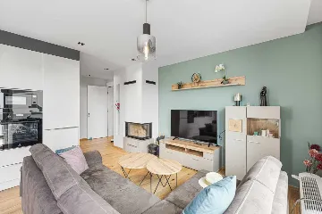 Apartment with Rooftop Terrace and Sea Views in Poreč