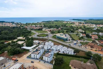 Apartment with Rooftop Terrace and Sea Views in Poreč