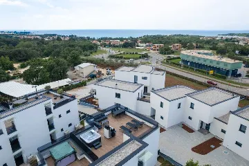 Apartment with Rooftop Terrace and Sea Views in Poreč