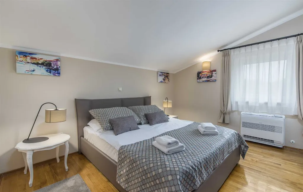 Mušalež 6-Bedroom Villa with Private Pool