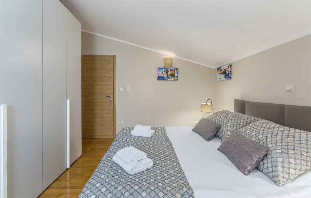 Mušalež 6-Bedroom Villa with Private Pool